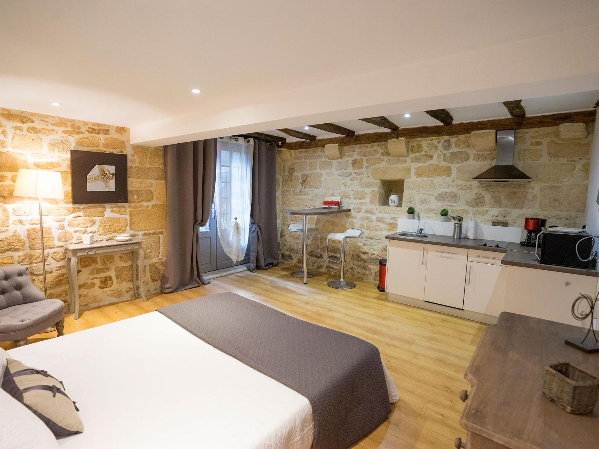 La Petite Salamandre Sarlat-la-Caneda Exterior photo